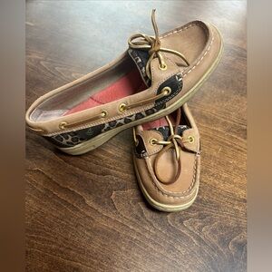 Sperry Top sider Angelfish Leopard Print Size 5.5